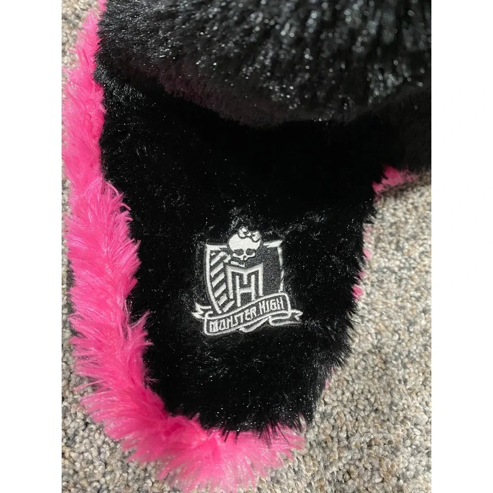Monster High Trapper Hat Girls OS Black Excellent Faux Fur Skullette Pink Bow